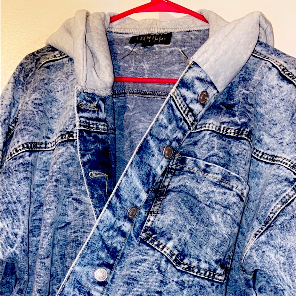 Acid washed denim jacket with sweatshirt hood